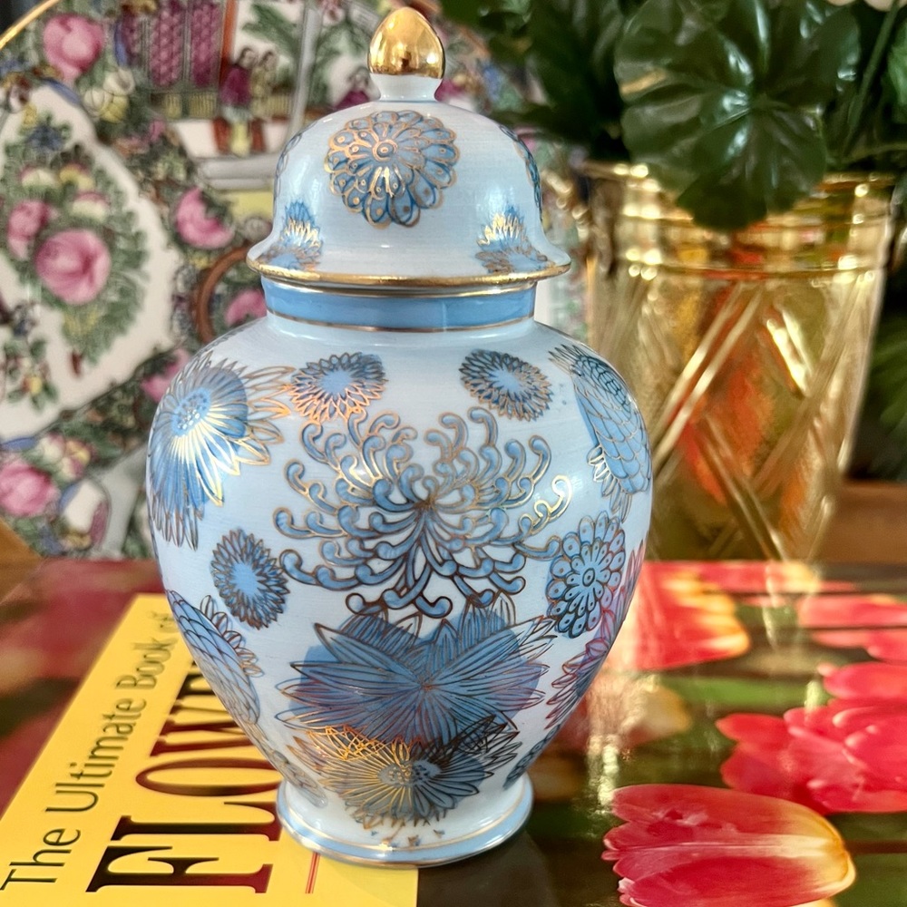 Vintage Japanese ginger jar, Andrea by Sadek 5.5”